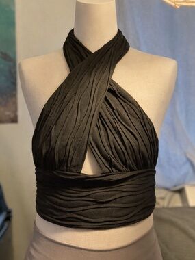 Black Crisscross Halter Crop Top